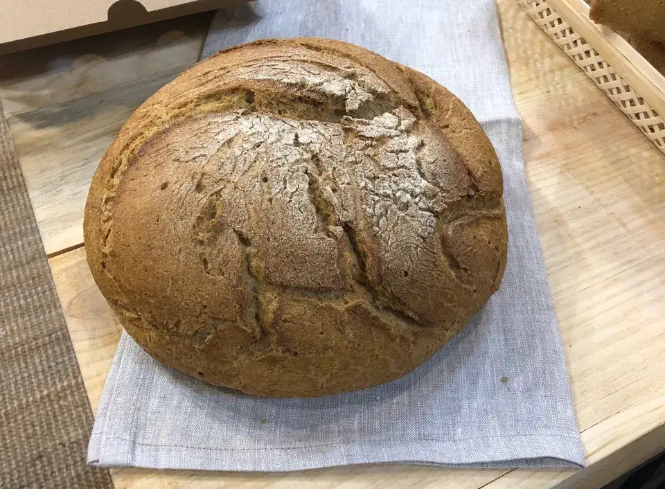 Prosty przepis na chleb bezglutenowy – łatwy sposób na domowe pieczenie bez glutenu