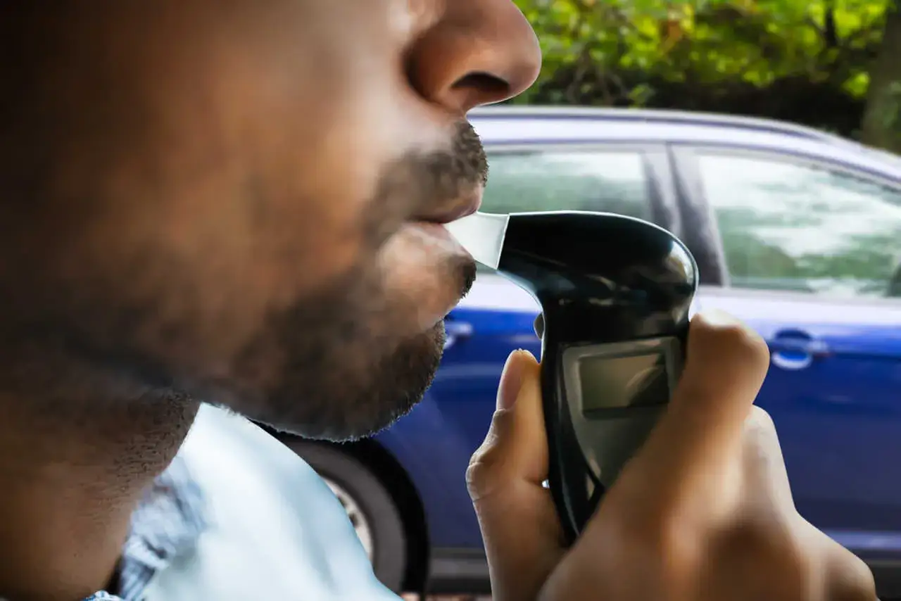 Czy da się oszukać alkomat? Prawda o metodach i konsekwencjach