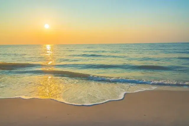 Polskie morze: Gdzie na wakacje? Wybierz idealne miejsce dla siebie!