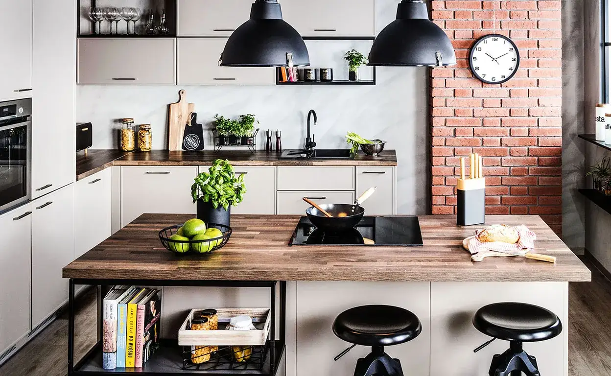 Na jakiej wysokości blat kuchenny zapewni komfort i ergonomię?