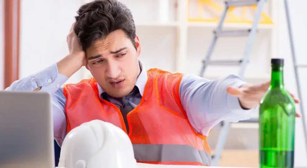 Czy barman może pić alkohol w pracy? Prawo i konsekwencje