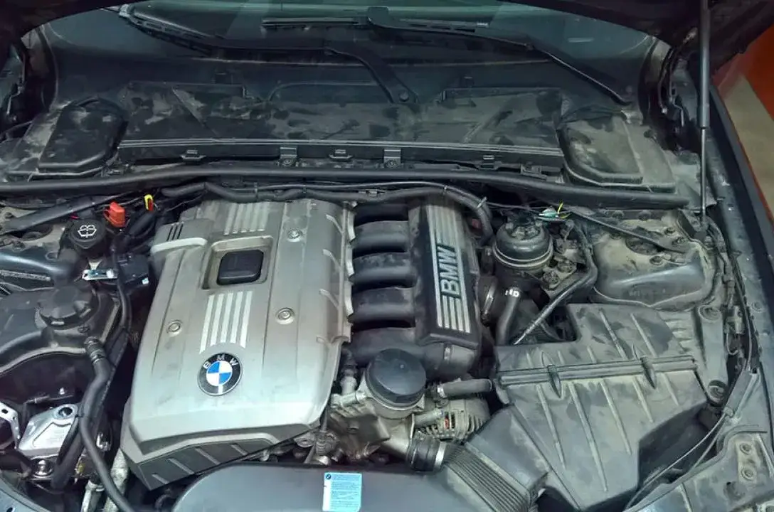 BMW E90 jaki silnik do gazu - unikaj problematycznych opcji