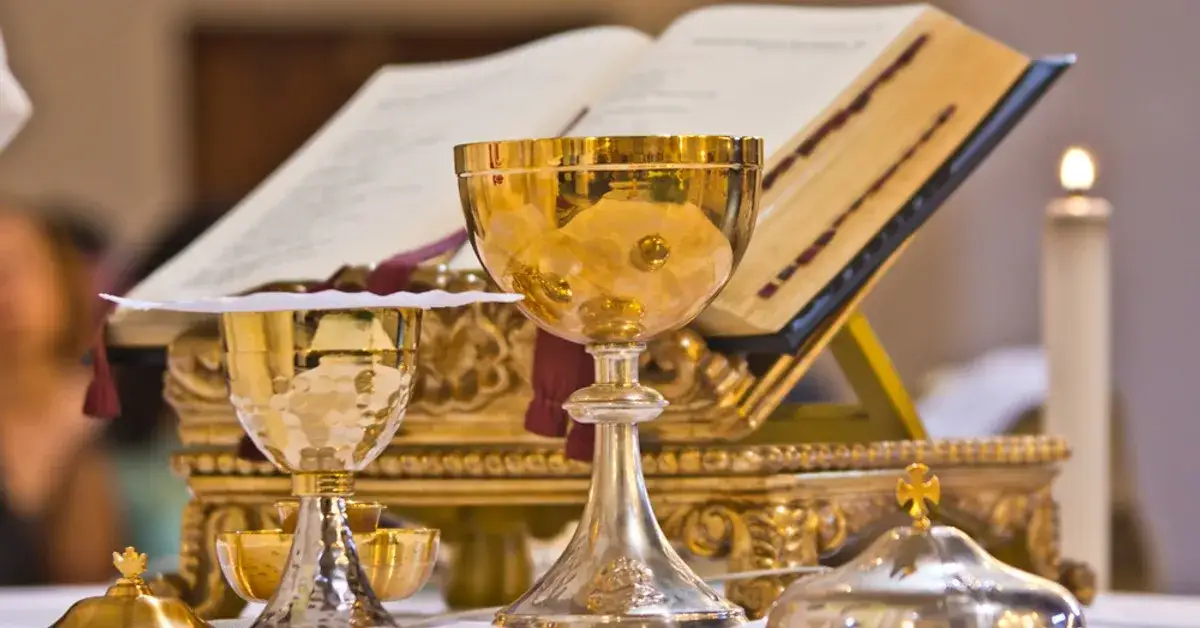 Czy w Boże Ciało trzeba iść do kościoła? Sprawdź, co mówią zasady