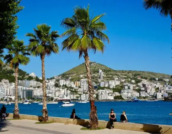 Czy w Albanii jest bezpiecznie dla kobiet? Co warto wiedzieć przed podróżą