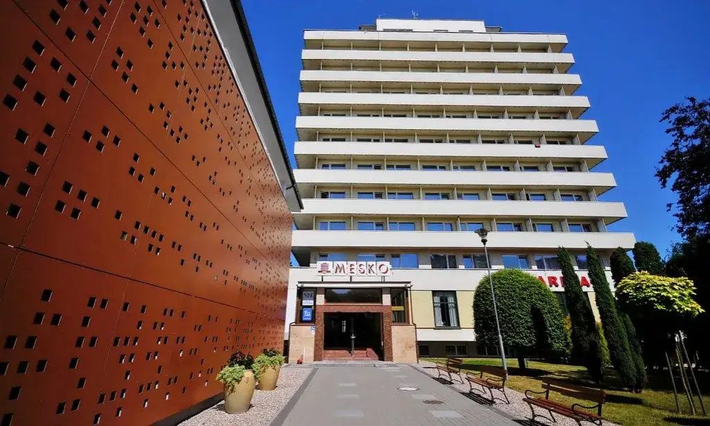 Mesko Kołobrzeg: 150m do morza przez park. Czy to idealne miejsce?