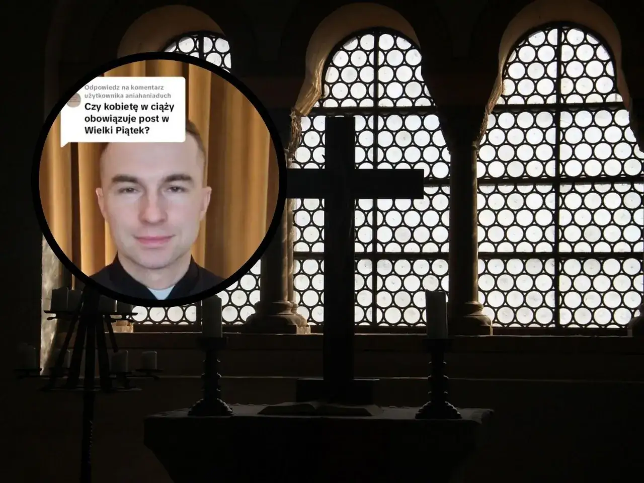 Ksiądz w okręgu na tle krzyża i okien w kościele.