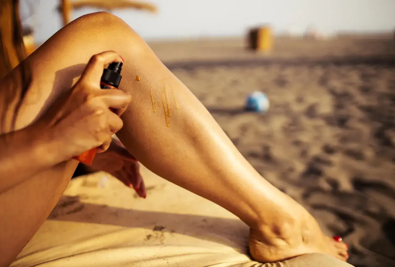 Jak stosować balsam brązujący? Przewodnik po opaleniznę bez smug