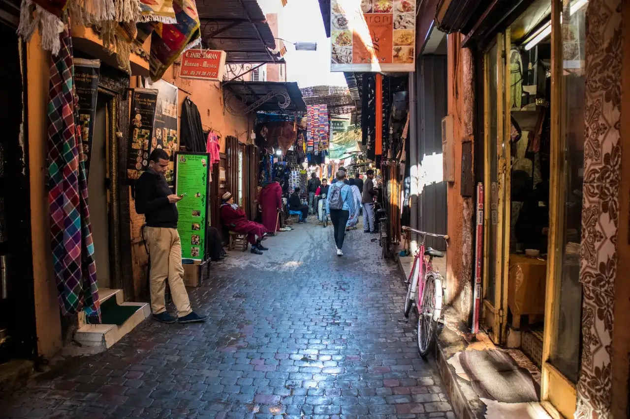 Czy w Marrakeszu jest bezpiecznie? Oto co musisz wiedzieć przed wyjazdem