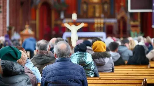 Ile trwa msza w Środę Popielcową? Zaskakujące informacje o czasie trwania