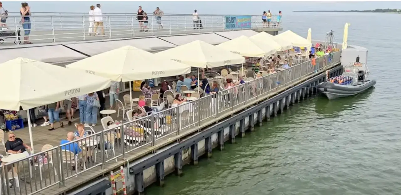 Ile kosztuje wejście na molo w Kołobrzegu? Ceny biletów i zniżki