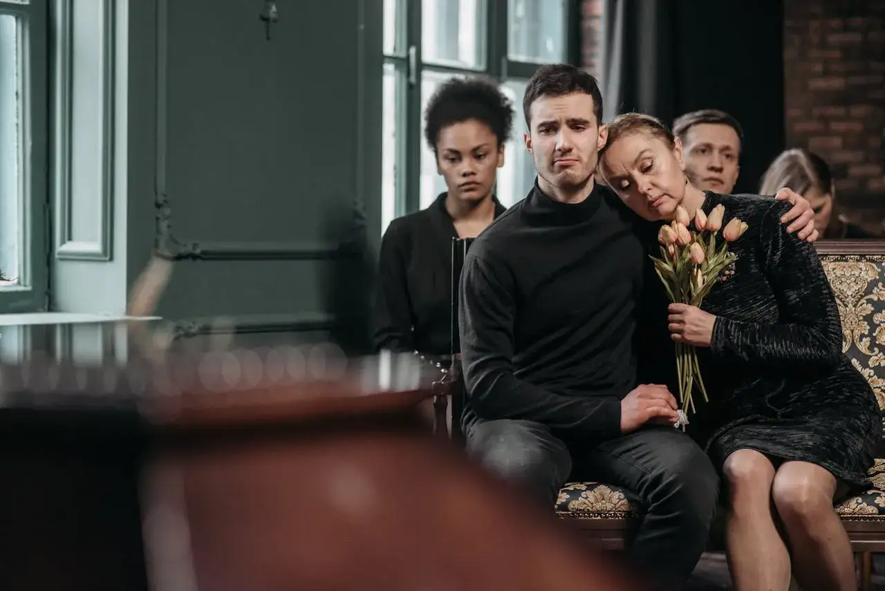 Jak ubrać się na zimowy pogrzeb? Elegancja i ciepło w trudnych chwilach