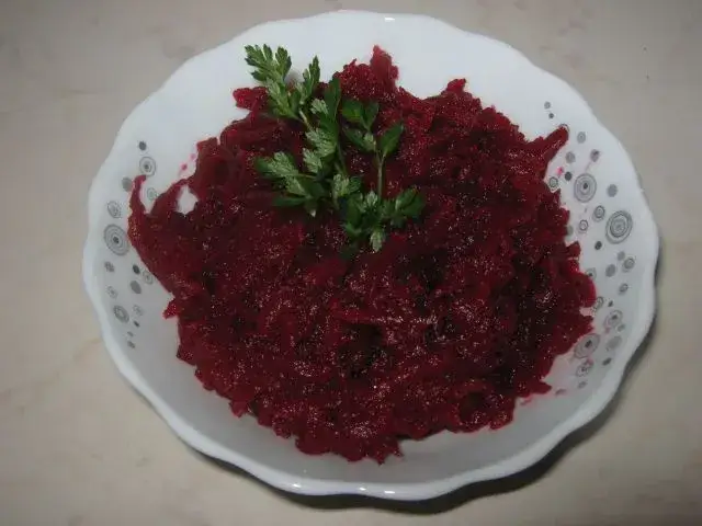 Jak zrobić buraki na obiad - prosty przepis, który zachwyci smakiem