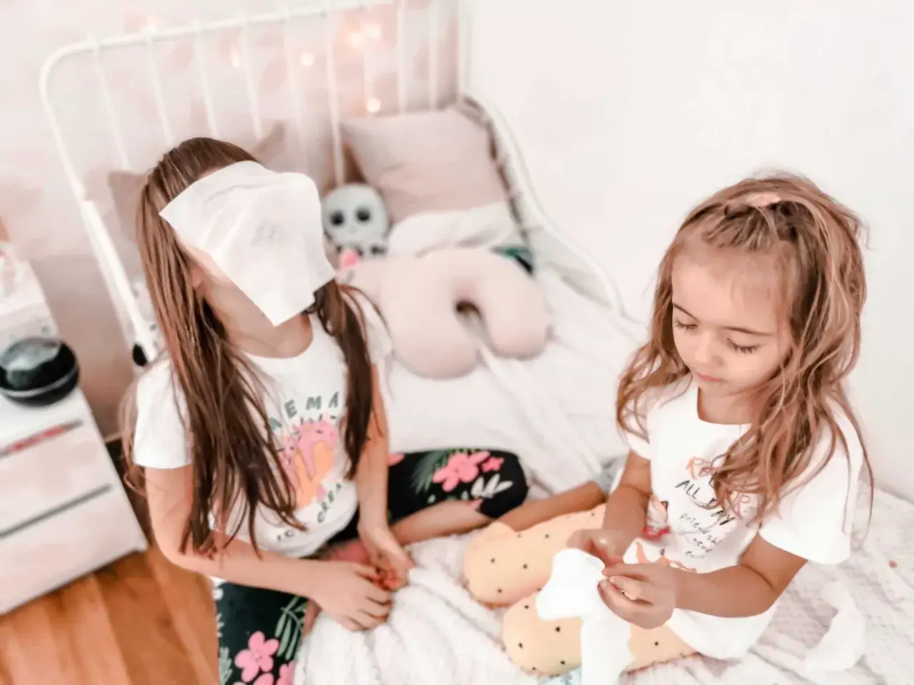 Nuda w domu? 100+ pomysłów na kreatywne zabawy z dzieckiem