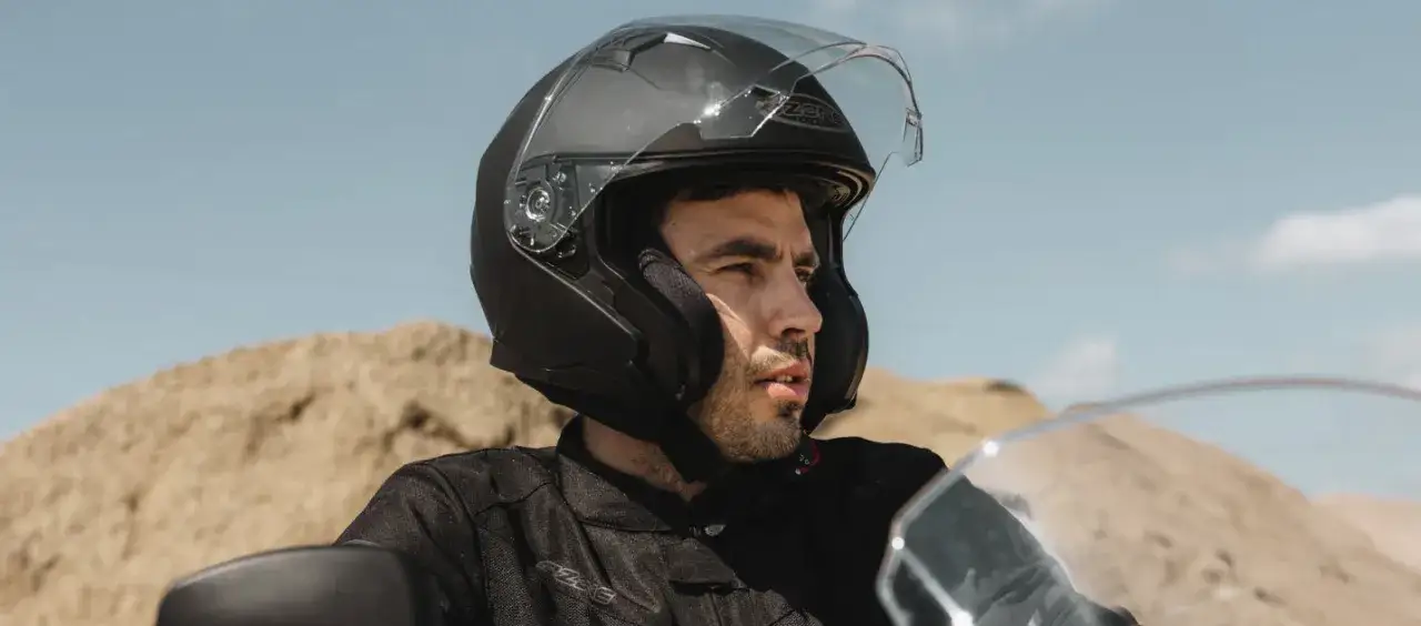 Jaki kask na motorower: wybierz bezpieczny i komfortowy model dla siebie