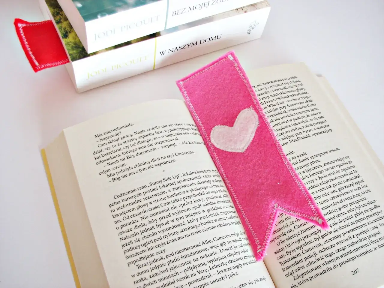 Zakładka z filcu DIY: Stwórz unikalną w 5 krokach!