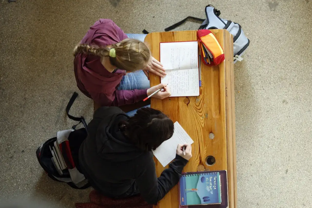 Nauka zdalna klas 1-3: Czy wraca? Aktualne zasady na 2026