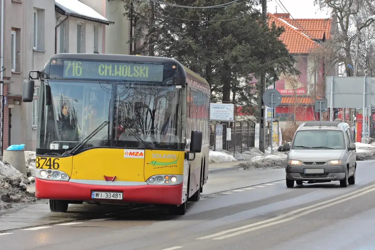 Autobus z zatoki - Kiedy ma pierwszeństwo, a kiedy nie?