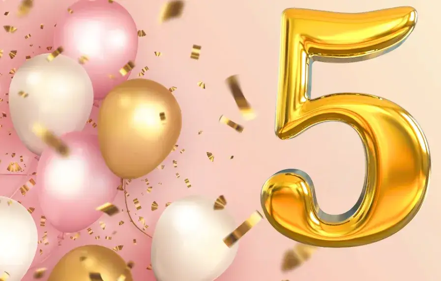 Pomysły na wyjątkowy prezent na 5 rocznicę ślubu dla męża