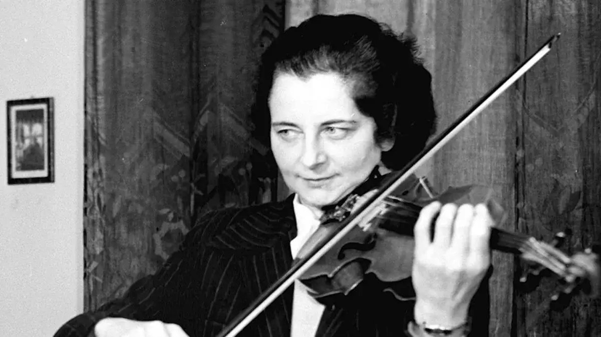 Grażyna Bacewicz - Poznaj Życie i Twórczość Polskiej Kompozytorki