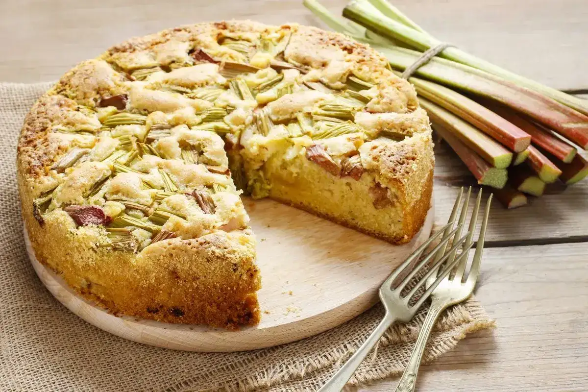 Rabarbaro: Dolci Unici e Facili. Le Mie Ricette per la Primavera