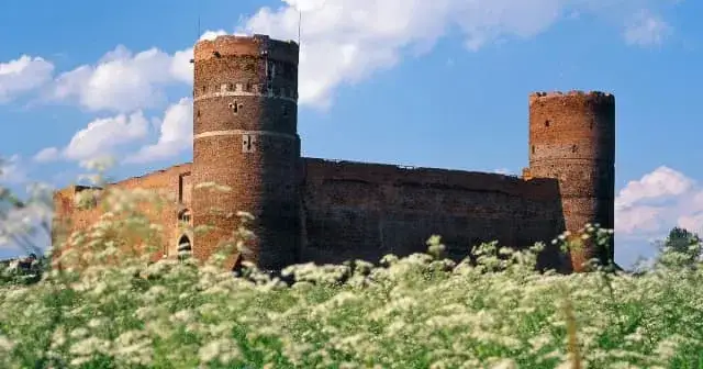 Atrakcje Ciechanów: Odkryj niezwykłe miejsca, które musisz zobaczyć