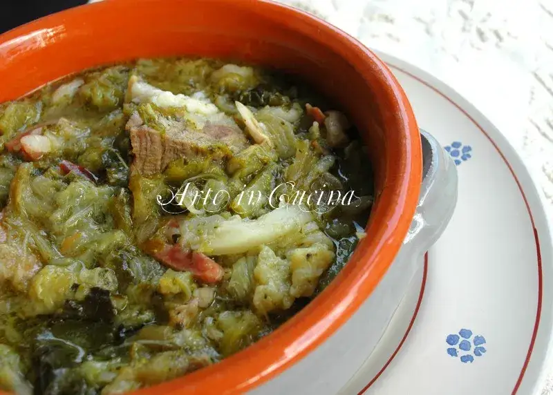 Minestra Napoletana Vegetariana: Ricetta Autentica e Gustosa (Senza Carne)