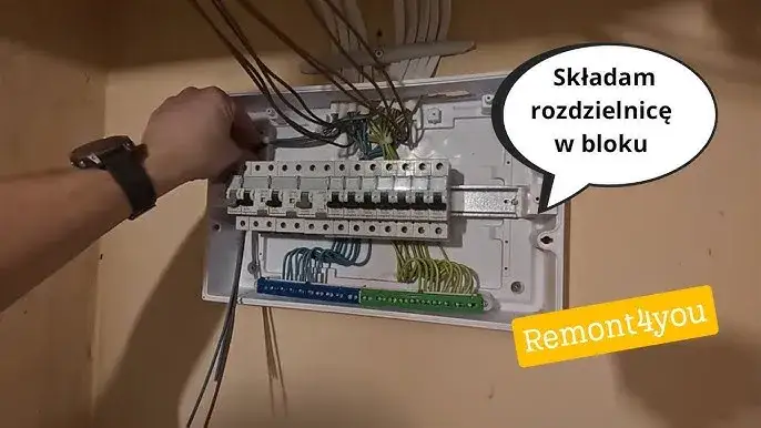Podłączenie siły w bloku: Koszty (1500-4500 zł) i 6 kroków