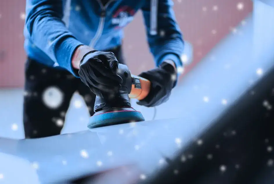 Najlepszy wosk na zimę? Poradnik: syntetyk, hybryda i aplikacja