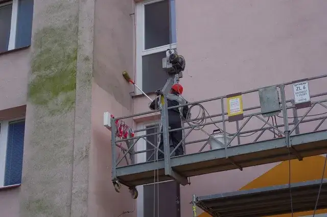 Jaki grunt pod farbę na elewację, aby uniknąć kosztownych błędów?