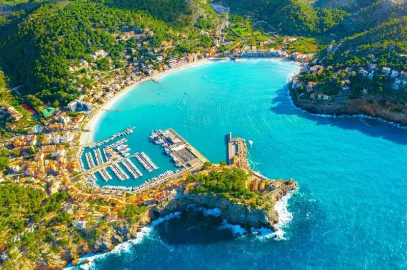 Czy na Majorkę trzeba mieć paszport? Ważne informacje dla podróżnych