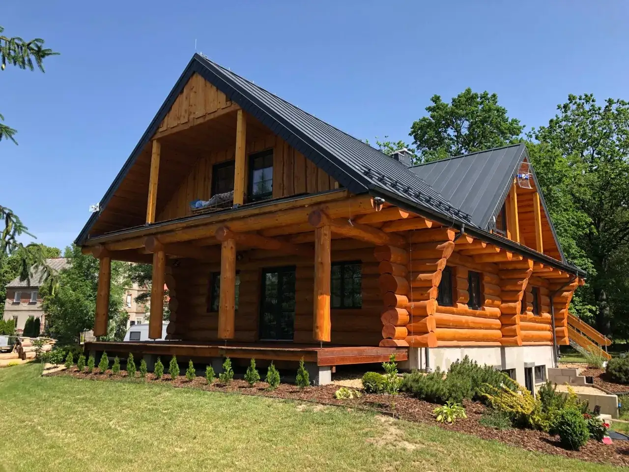 Czy domy z bali są ciepłe? Odkryj ich niezwykłe właściwości izolacyjne