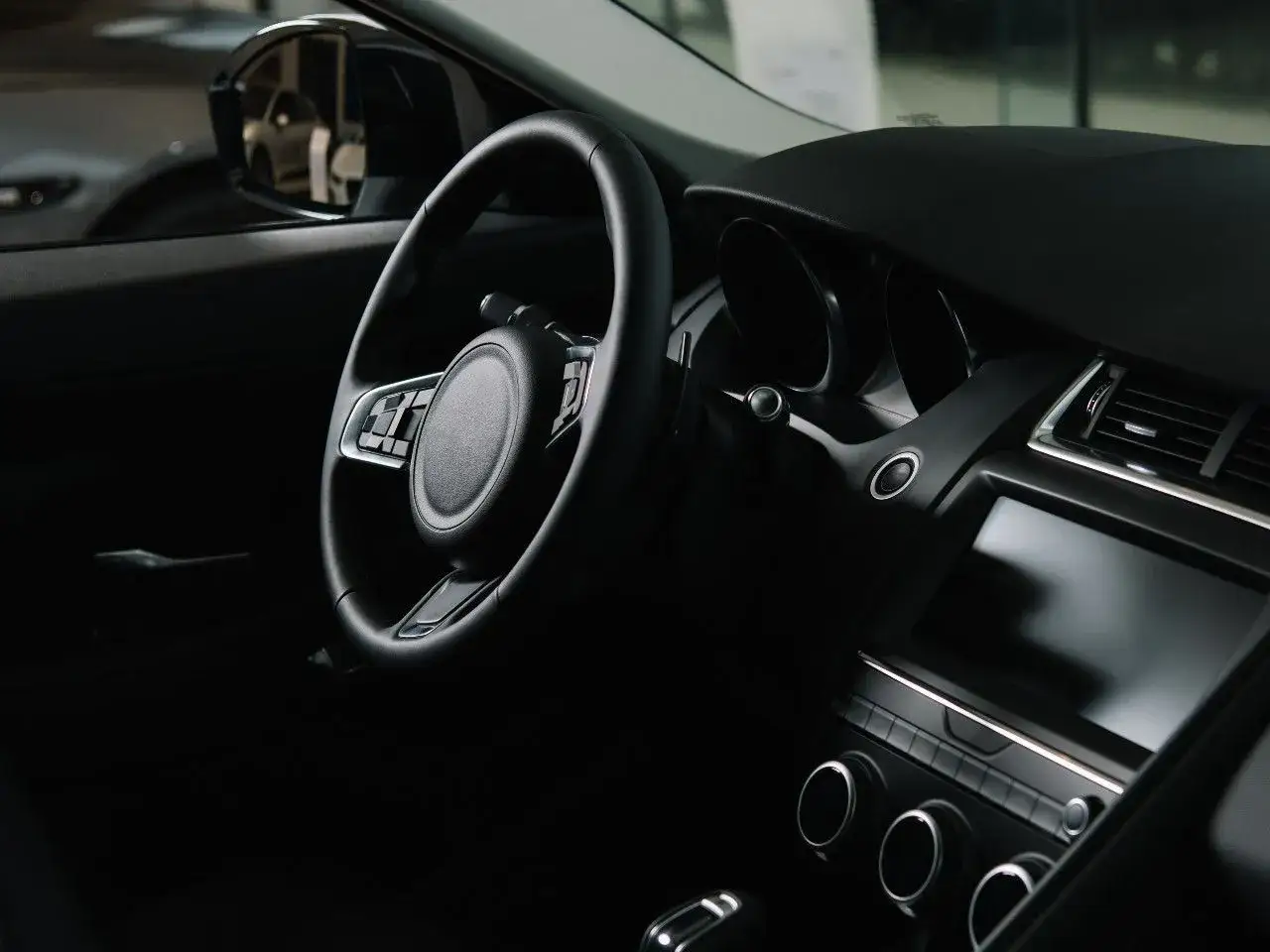 Za co odpowiada maglownica? Poznaj objawy i opcje naprawy