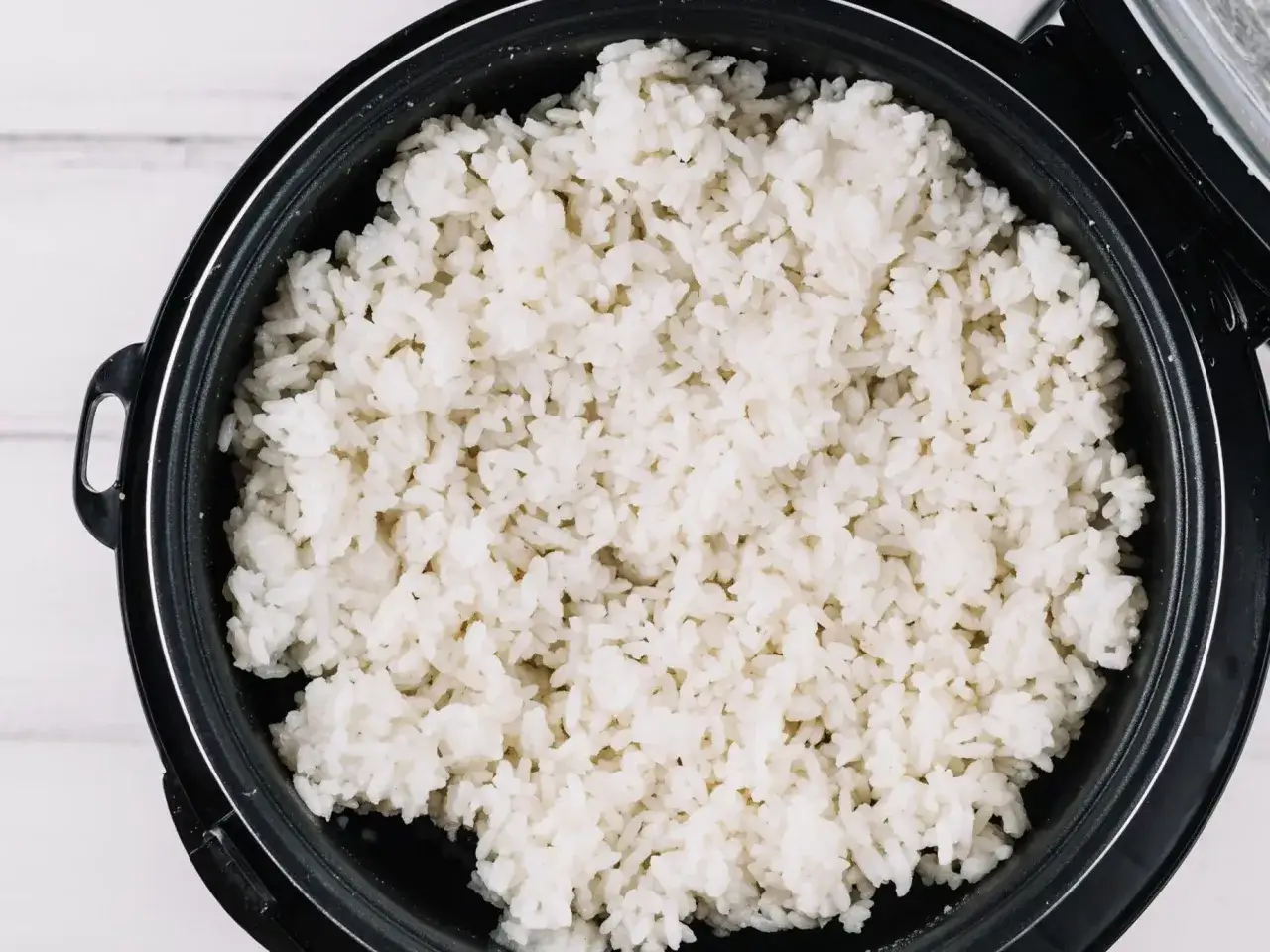 Jak ugotować ryż żeby był sypki - uniknij kleistości i ciesz się smakiem