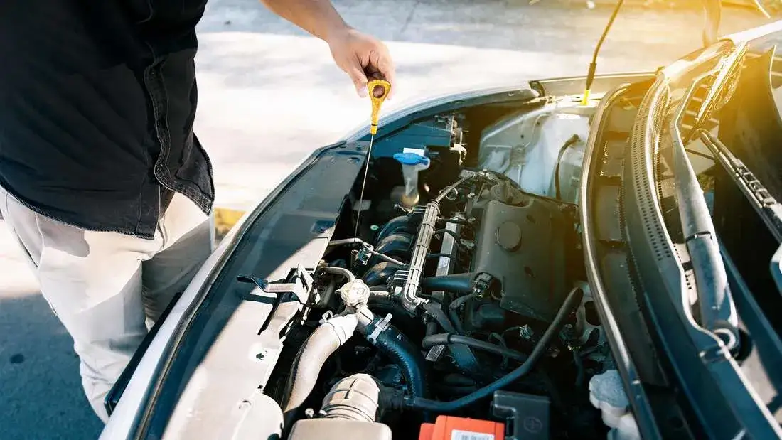 Wie viel Kühlflüssigkeit passt in ein Auto? So vermeiden Sie teure Schäden