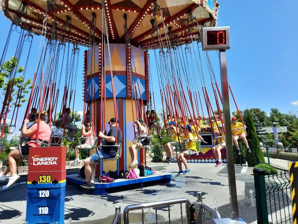 Najlepsze atrakcje w Imielinie, które musisz zobaczyć z rodziną