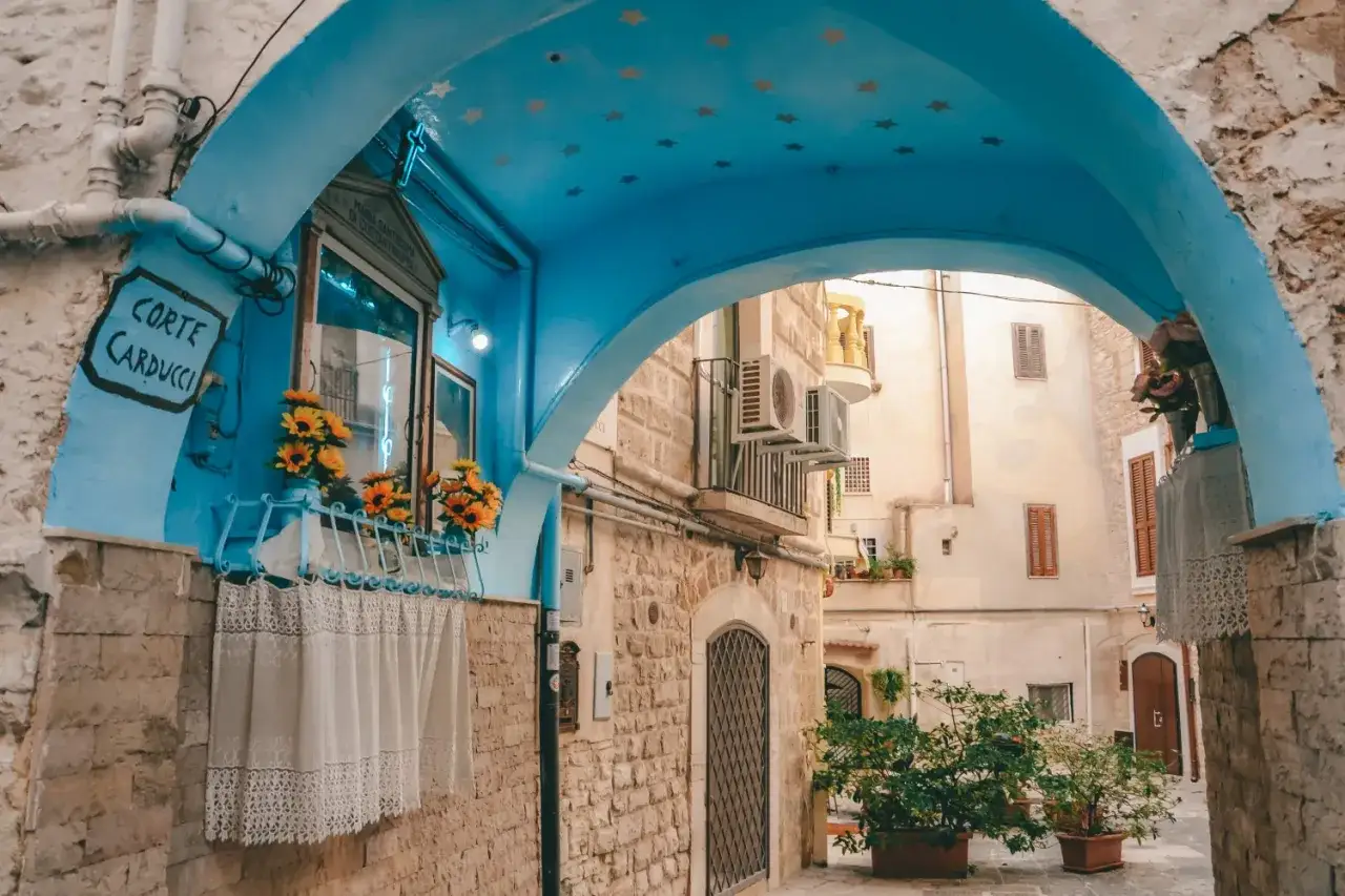 Bari: Co zwiedzić? Najlepsze atrakcje, smaki i wycieczki!