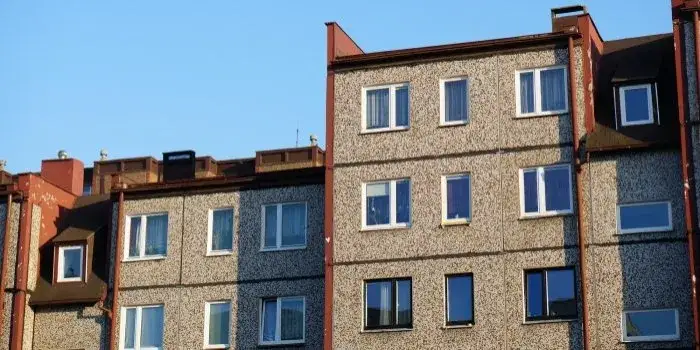 Czy komin jest częścią wspólną nieruchomości? Zrozum prawne obowiązki