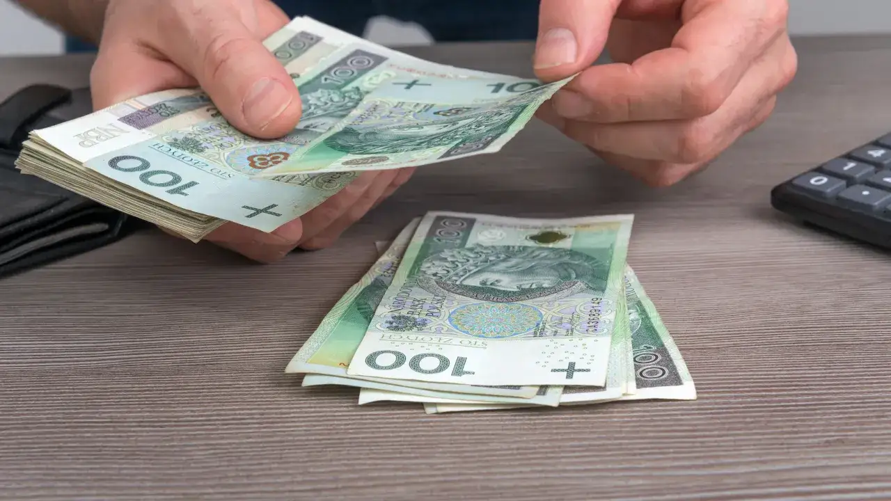 Pożyczka 5000 dla kogo? Sprawdź, czy się kwalifikujesz i uniknij strat