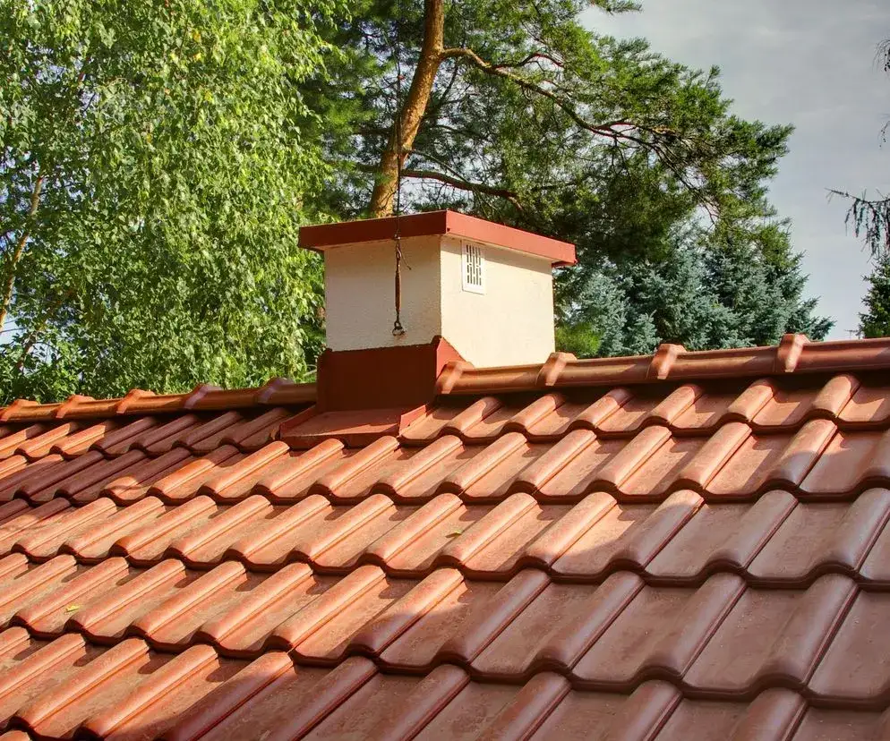 Jaką dachówkę wybrać, aby uniknąć kosztownych błędów?