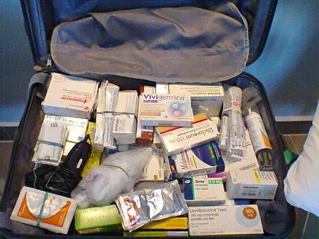 Jakie leki na wakacje do Grecji, aby uniknąć problemów zdrowotnych?