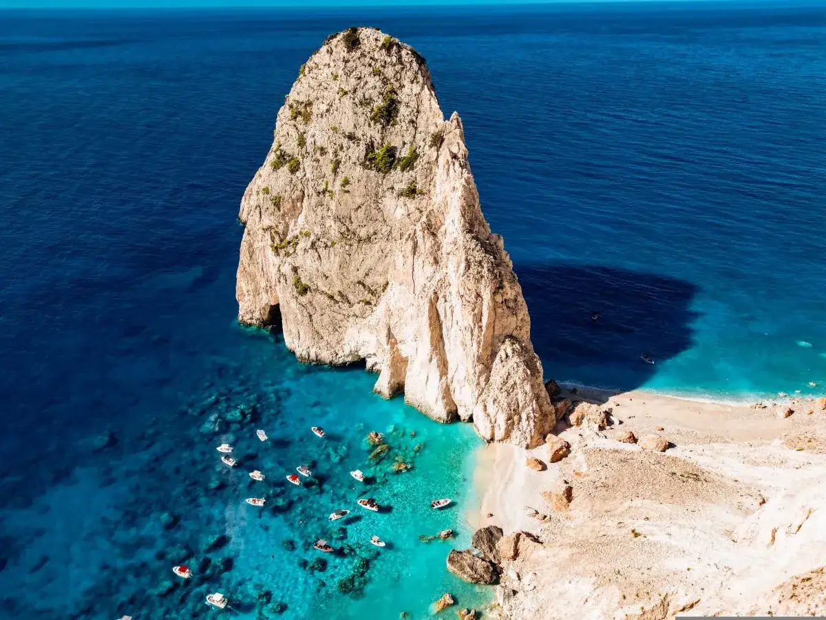 Zakynthos: Ile trwa lot z Twojego miasta? Dokładne czasy!