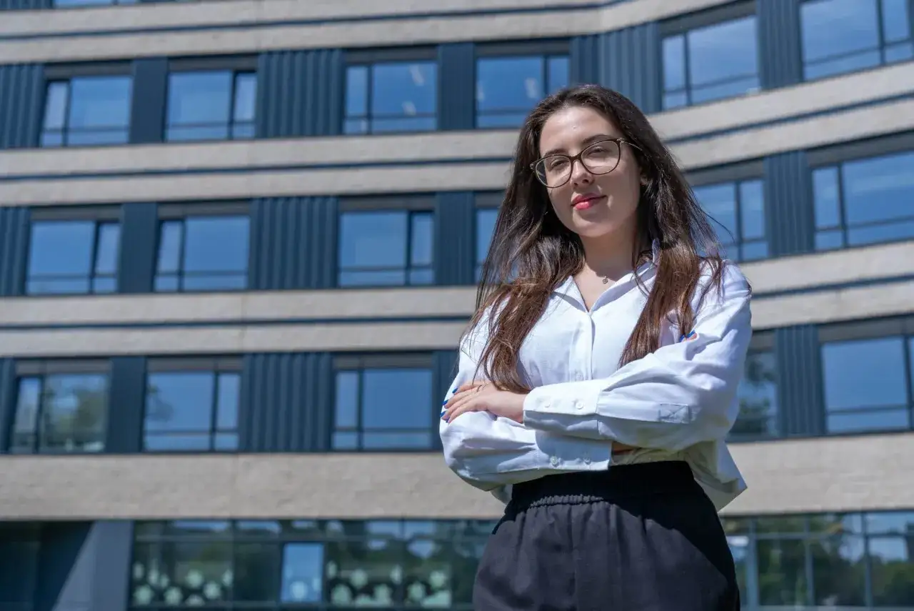 Amerykanistyka co po studiach? Odkryj swoje możliwości kariery i edukacji