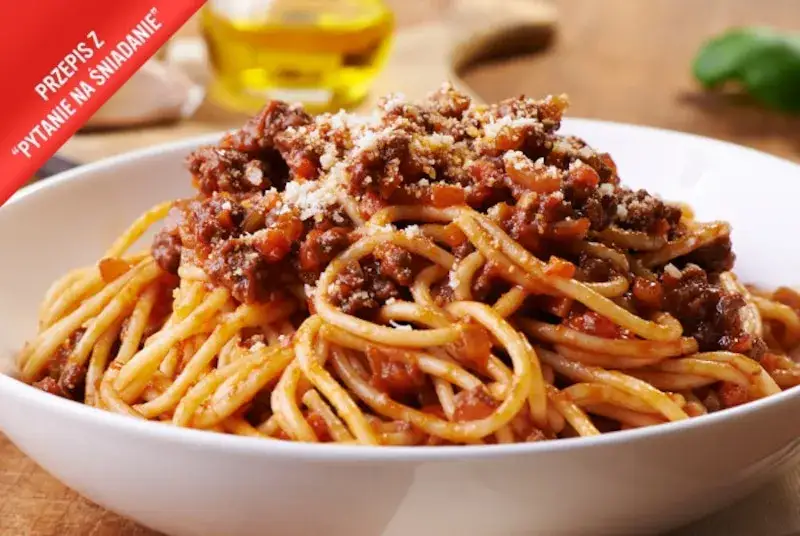 Spaghetti z wołowiną: jak zrobić perfekcyjny sos boloński?