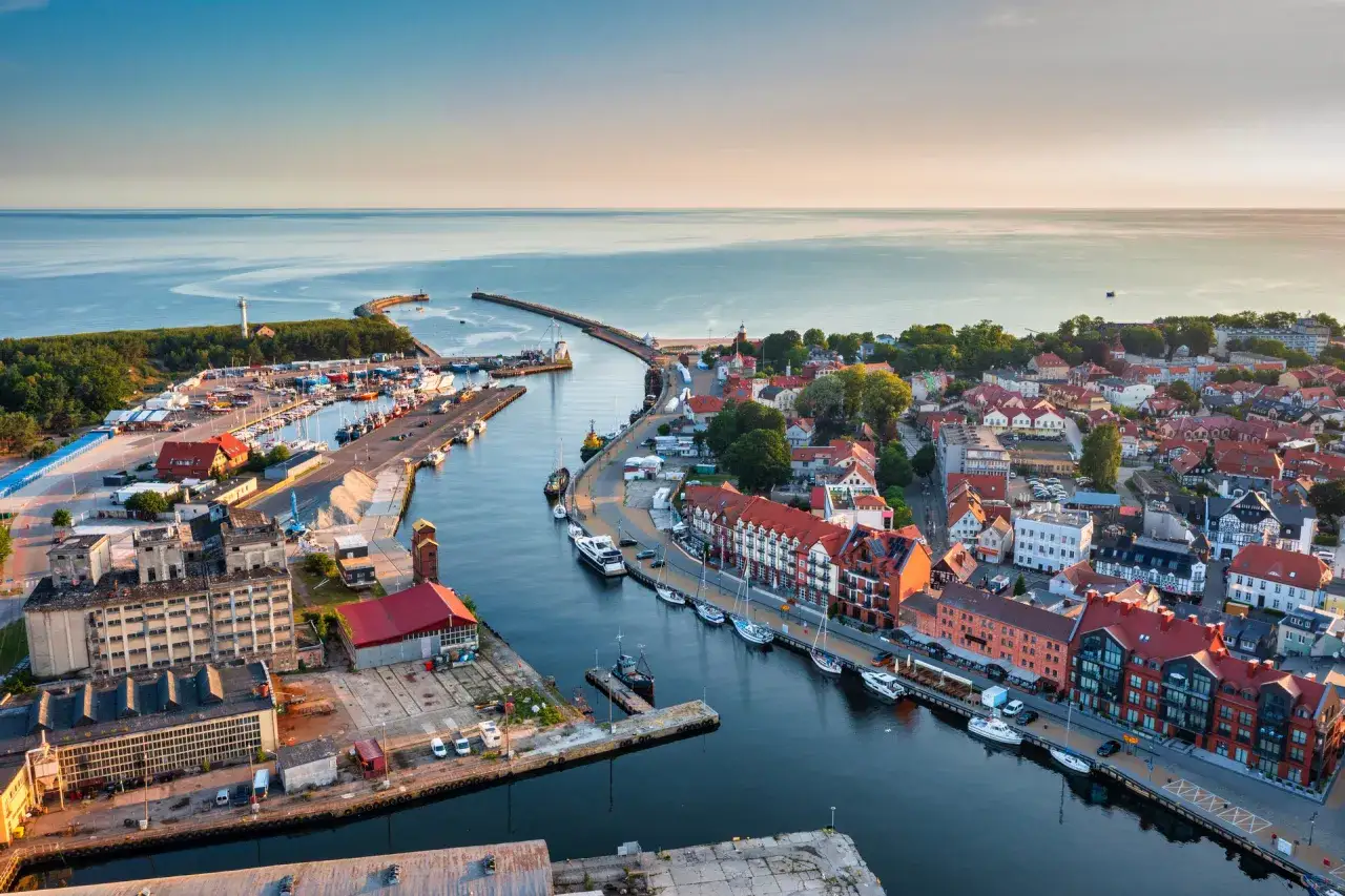 Oceanarium Ustka: Jak zaplanować wizytę? Godziny, ceny, dojazd, atrakcje