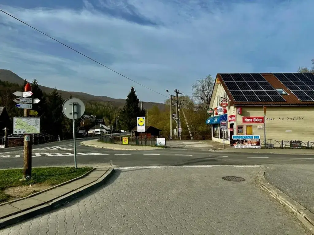 Ustrzyki Górne gdzie zjeść: najlepsze miejsca na lokalne smaki