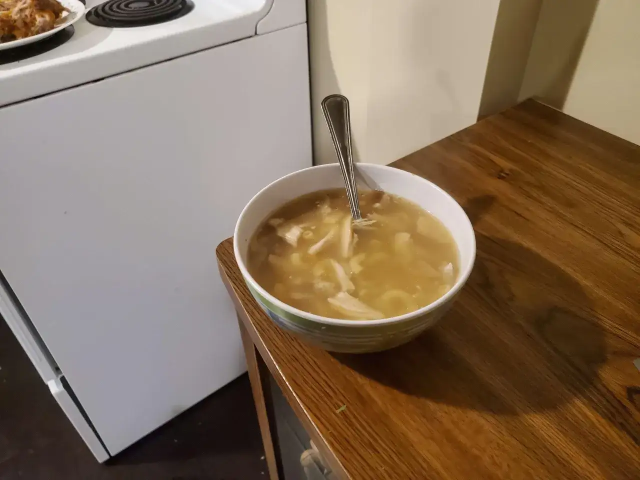 Czy KFC ma zupę? Sprawdź, co oferuje w swoim menu!