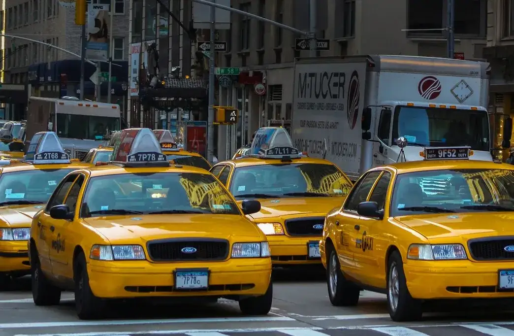 Gdzie obejrzeć Taxi 2? Sprawdź najlepsze opcje i ceny teraz