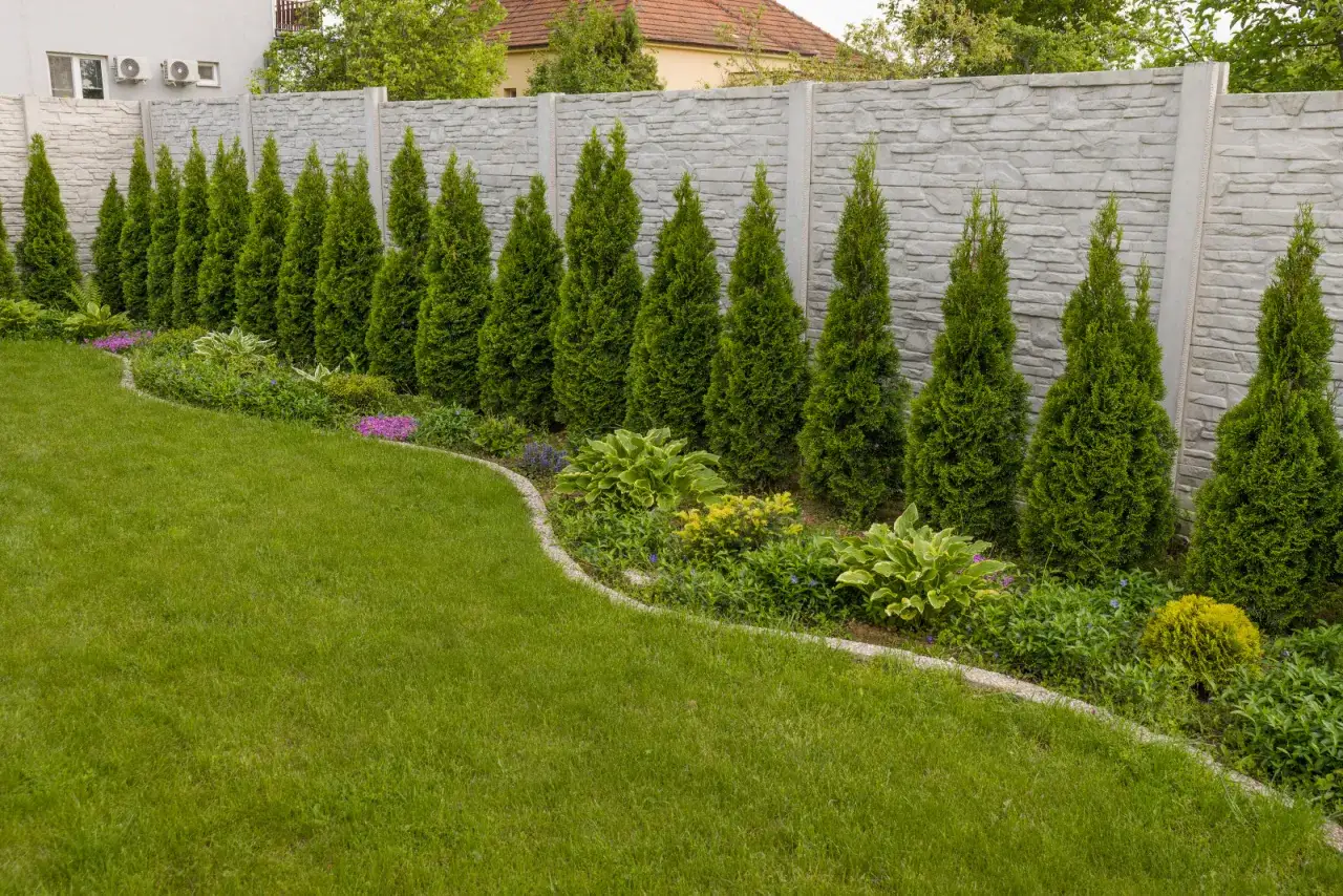 Jak ogrodzić ogródek w bloku - uniknij błędów przy ogrodzeniu