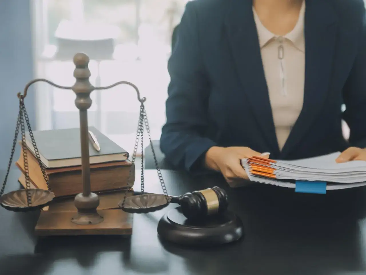 Ile kosztuje wizyta u radcy prawnego? Sprawdź ceny i uniknij niespodzianek