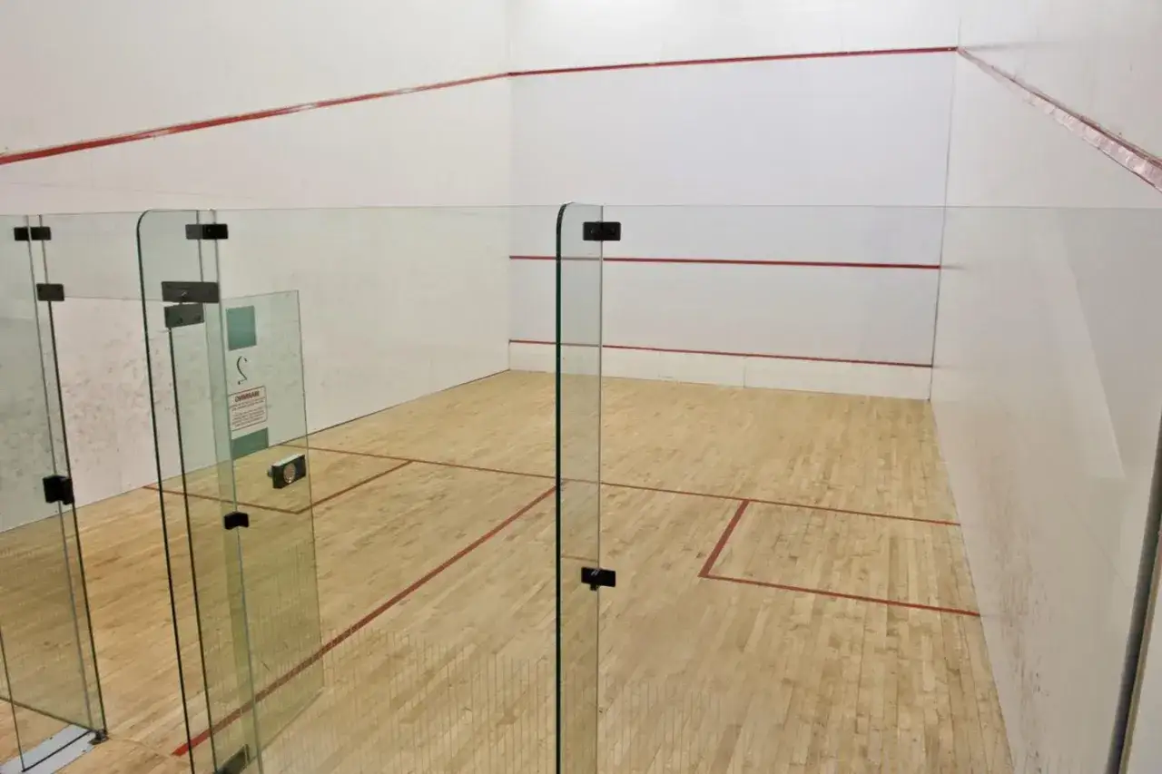 Najlepsze miejsca do gry w squash w Lublinie - odkryj możliwości